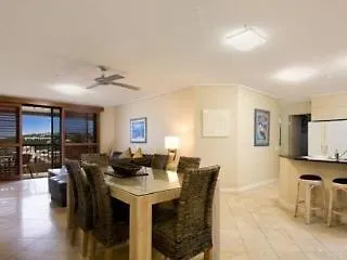 Clubb Coolum Beach Resort Sunshine Coast 4*,