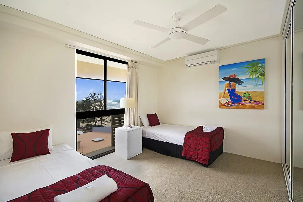Clubb Coolum Beach Resort Sunshine Coast 4*,