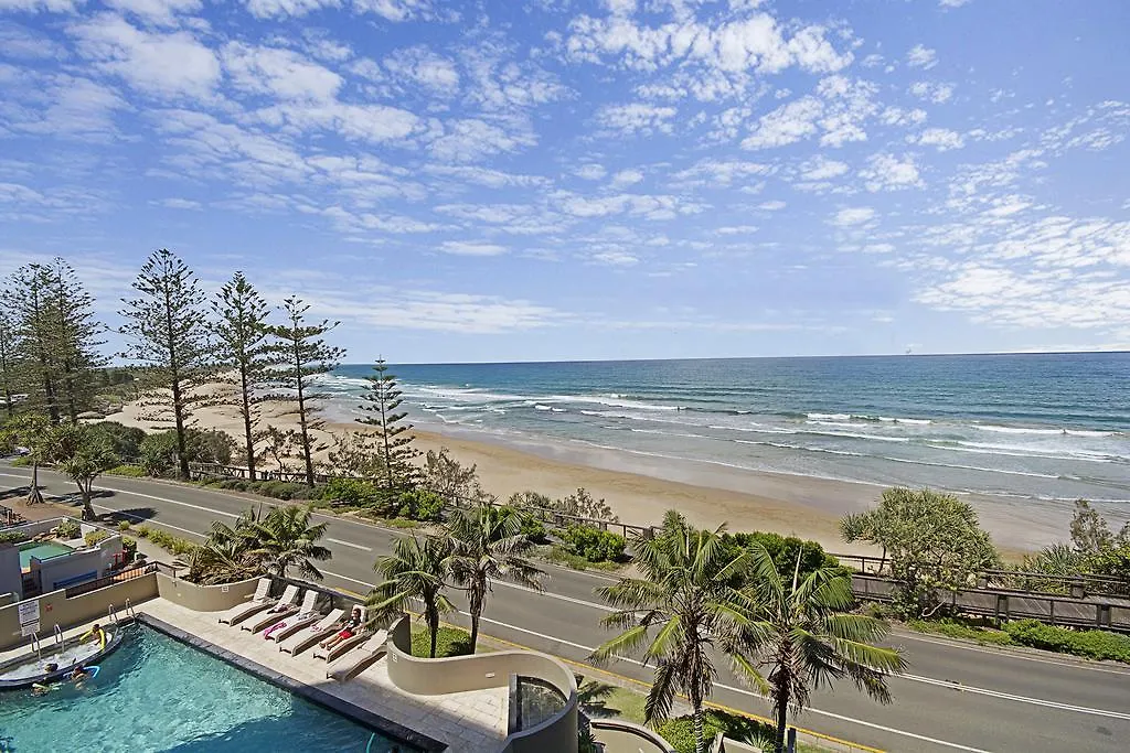 Clubb Coolum Beach Resort Sunshine Coast