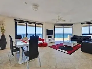 ****  Clubb Coolum Beach Resort Sunshine Coast Australia