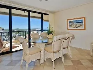 Clubb Coolum Beach Resort Sunshine Coast 4*,  Australia
